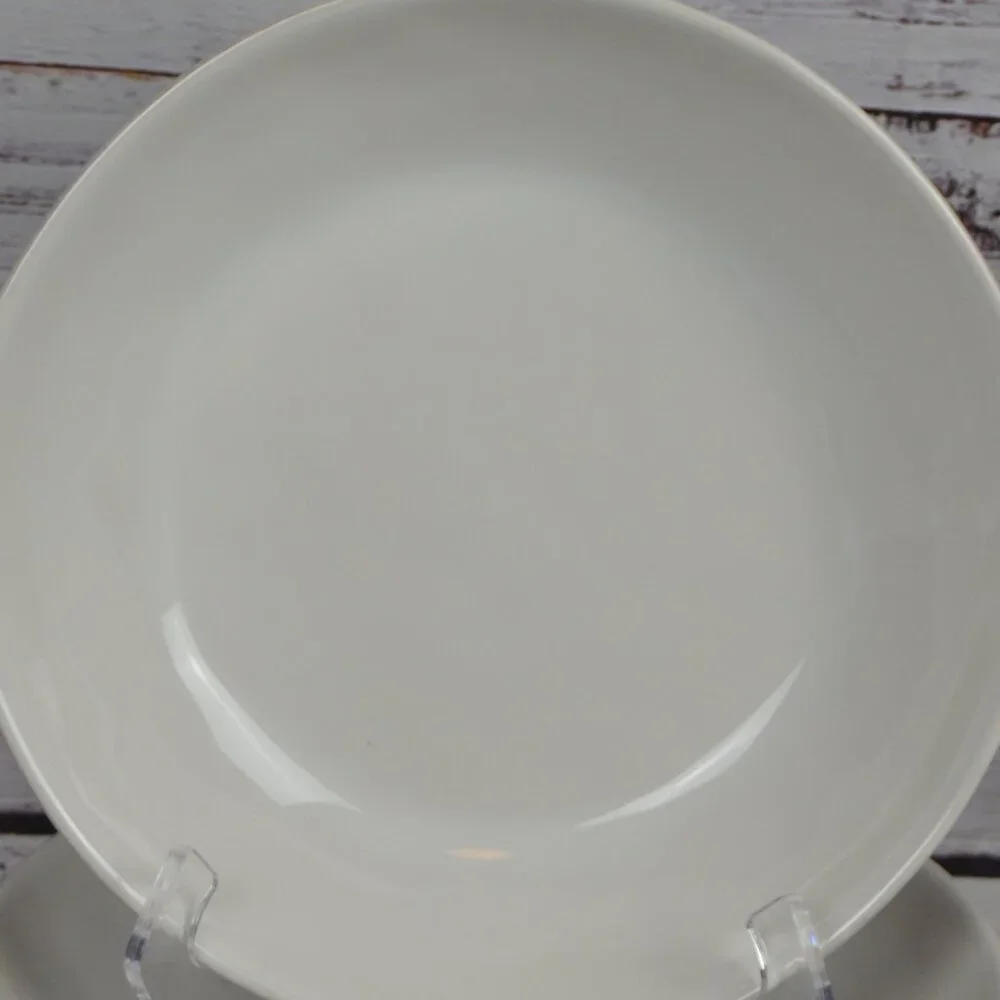 Crate & Barrel 9” Marin White Pasta Bowl Low Wavy Rim 141-499 NEW
